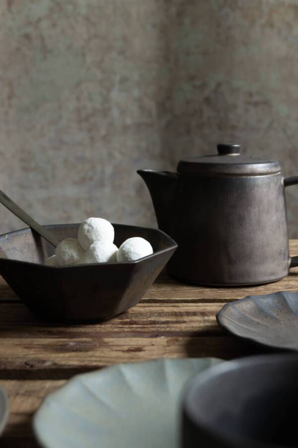 AP Pot: Brass - Image 2