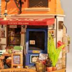 Corner Bookstore Rolife Miniature Puzzle - Image 8