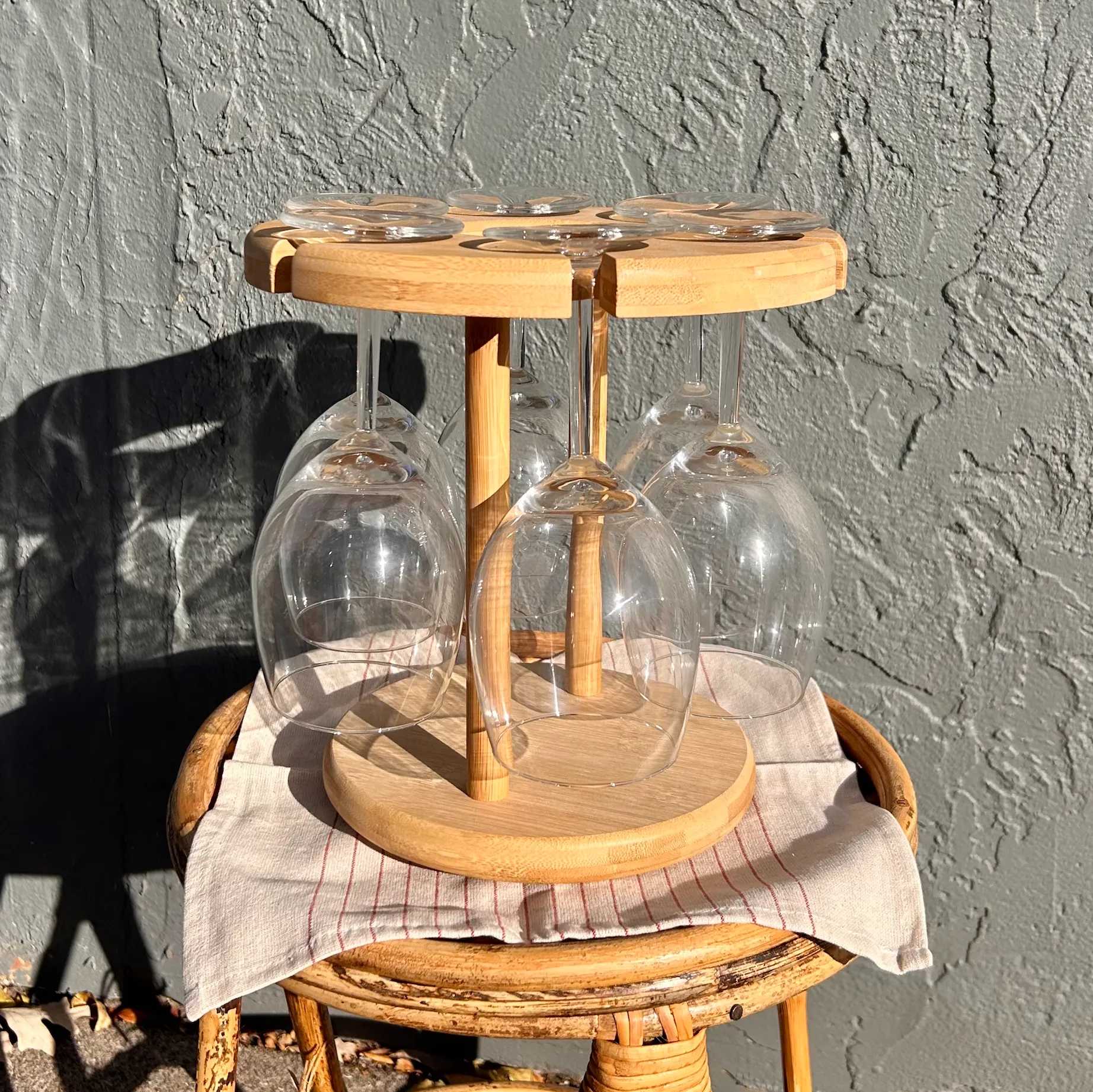 Bamboo Wine Glass and Bottle Holder: Circle - Image 4