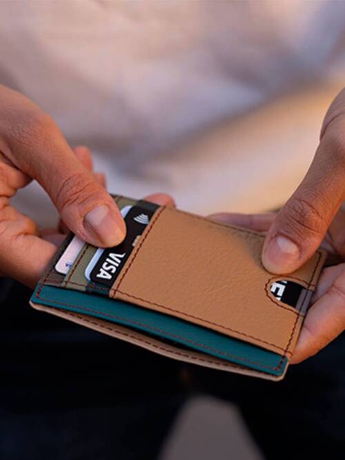 Axel · Unisex Wallet