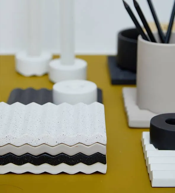 Set of 2 Wave Tall candle holder, Black matte - Image 2