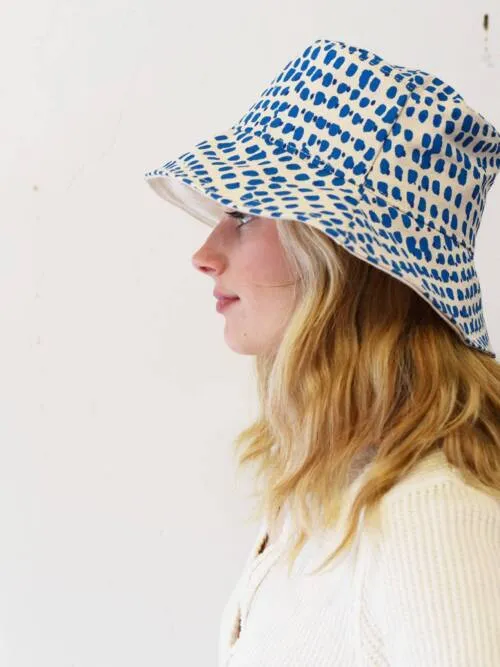 Royal Double Dot Bucket Hat: Large