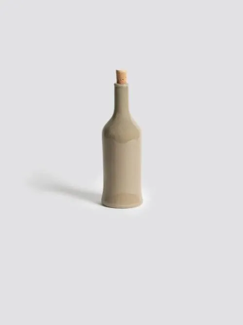 Stoneware Olive Oil Dispenser | Brutto 21 oz: Linen
