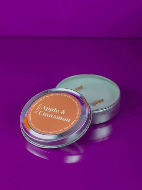 Scented soy candles, M-Size Apple and Cinnamon