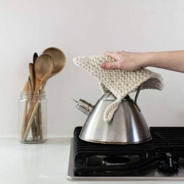 Knitted Wool Pot Holders: Marbled - Image 4