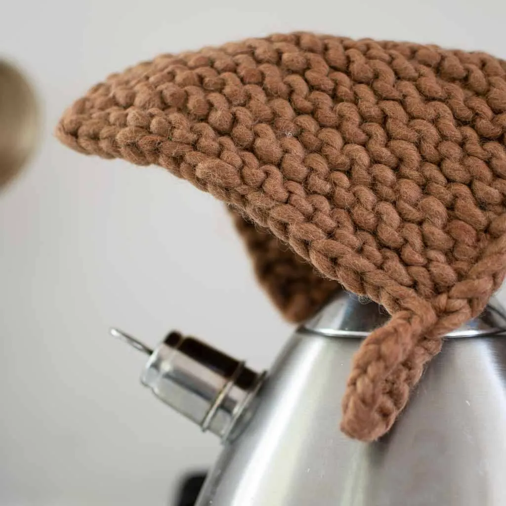 Knitted Wool Pot Holders: Natural - Image 3