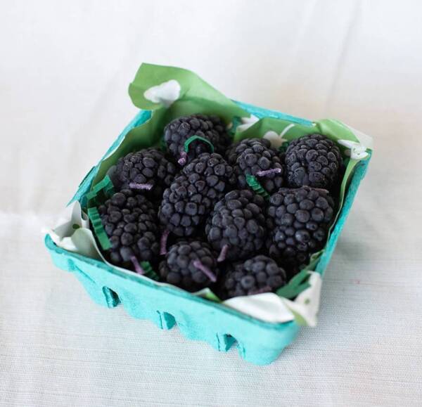 Beeswax Blackberry Birthday Candles: 5 - Image 3