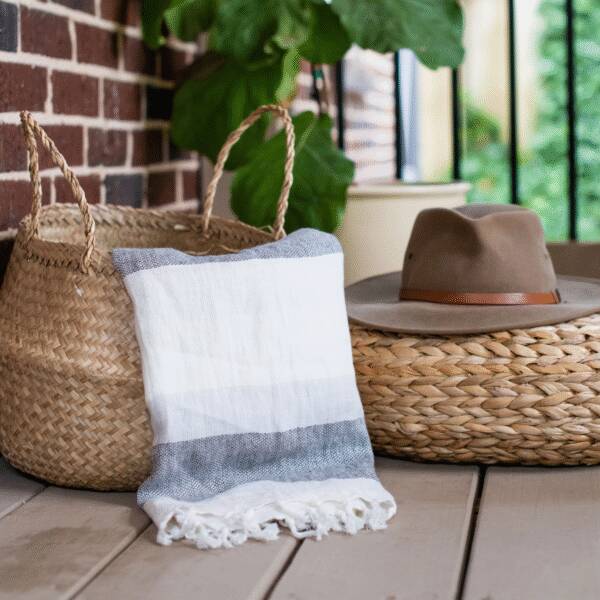 Hannah Linen Throw Blanket - Image 5