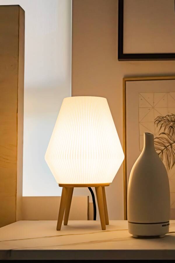 SOLSTICE - Tall Table Lamp for Reading - Image 3