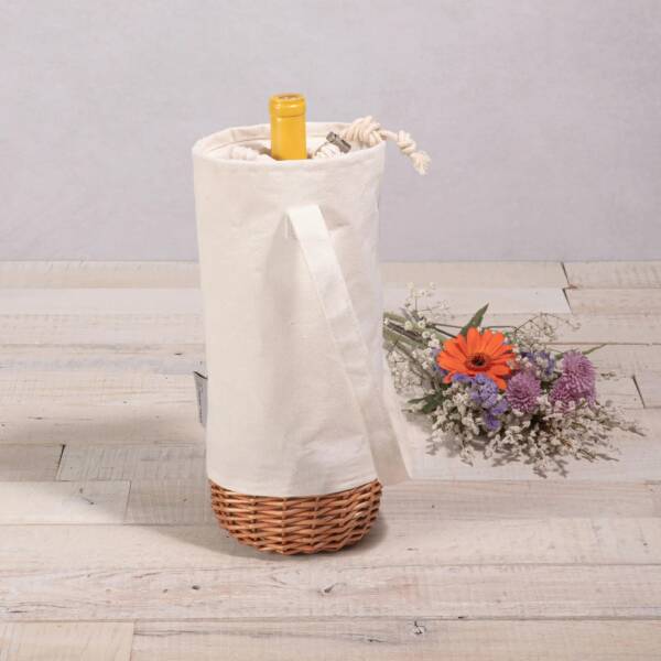 Malbec Insulated Canvas and Willow Wine Basket: Beige Canvas
