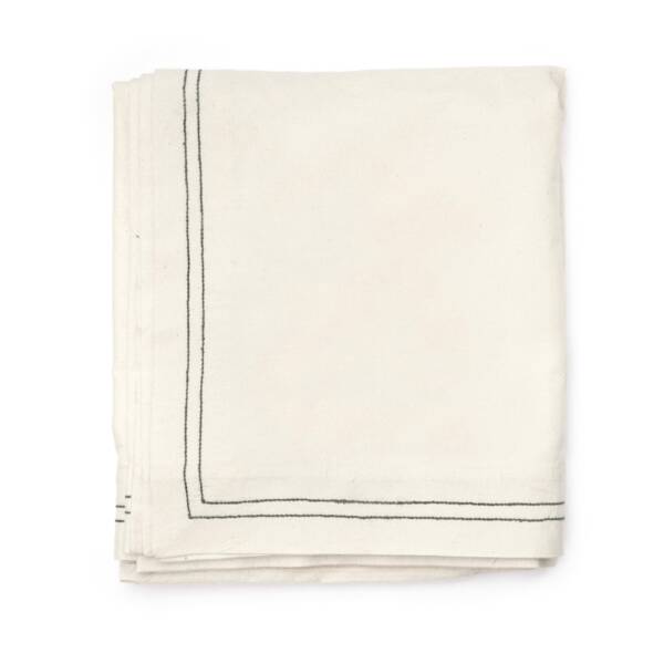 Tablecloth hand embroidered edge