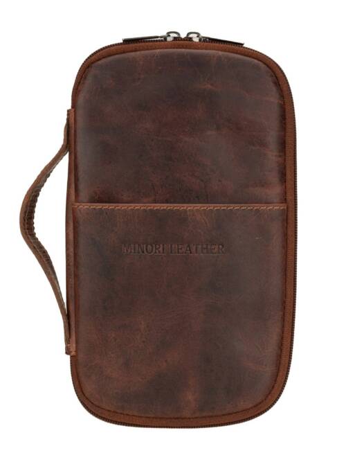 Monroe Leather Passport Wallet – Unisex – Chestnut